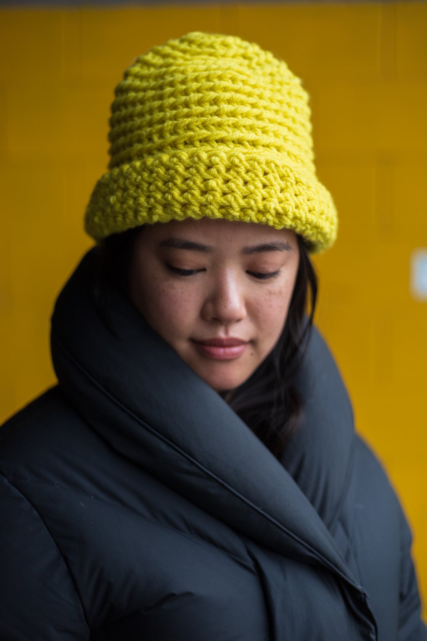 Sample - Hand-knitted yellow rolled-brim beanie