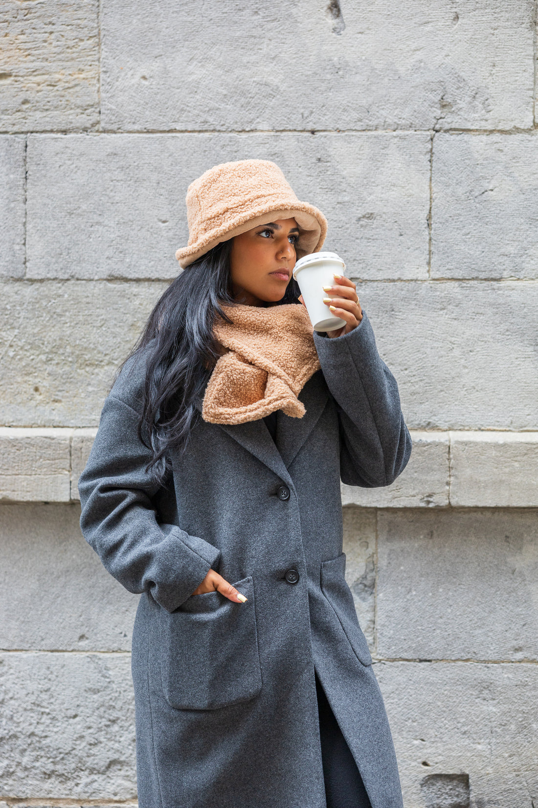 Foulard réversible en sherpa suède