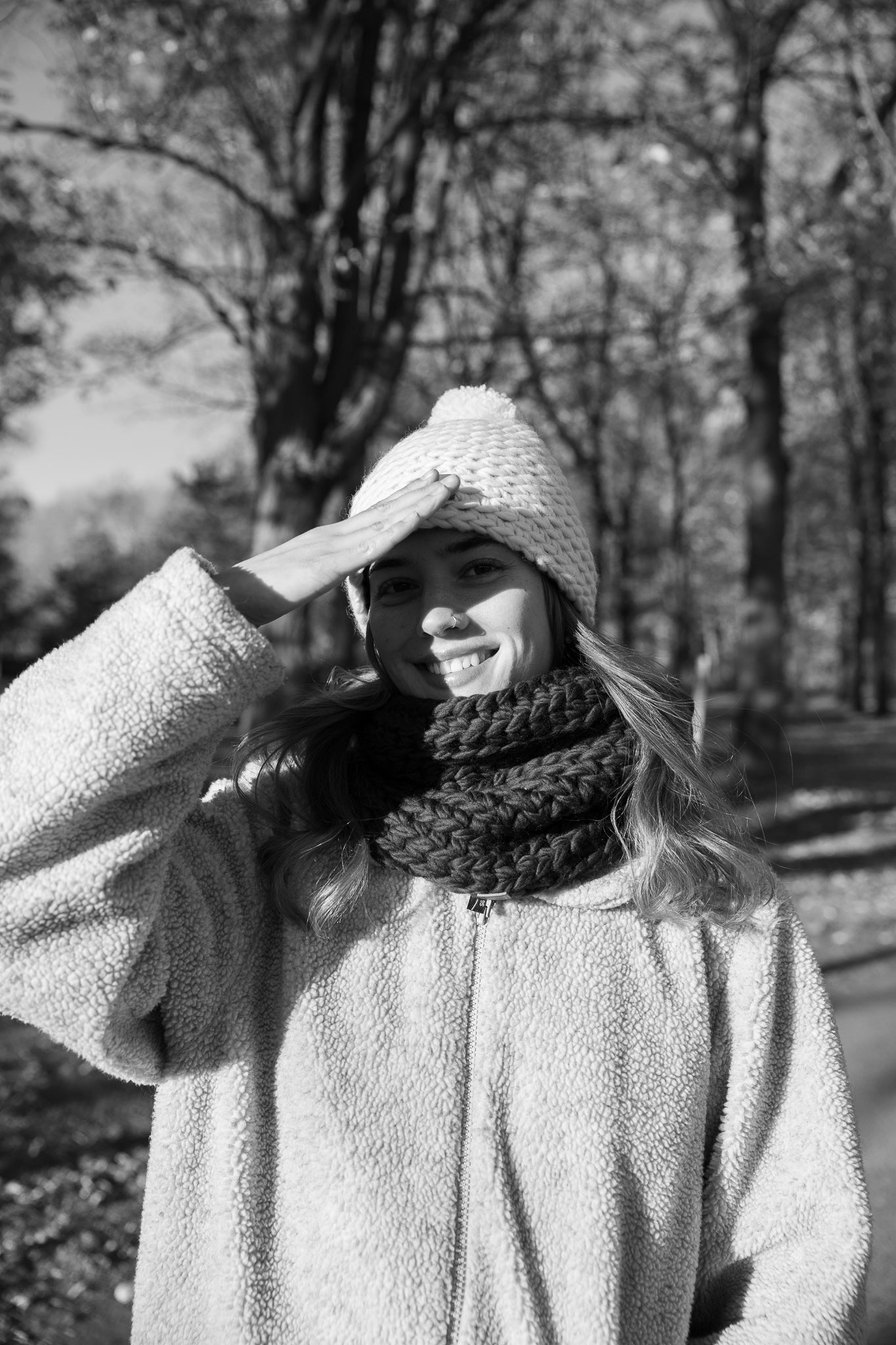 Col cache-cou tricoté à la main