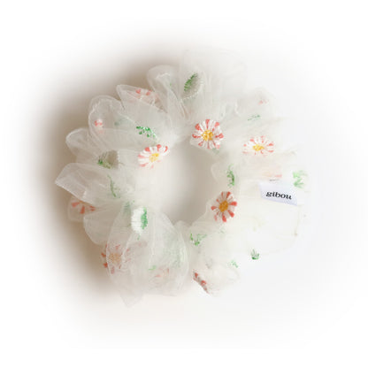 Crinkled scrunchie with embroidered flowers