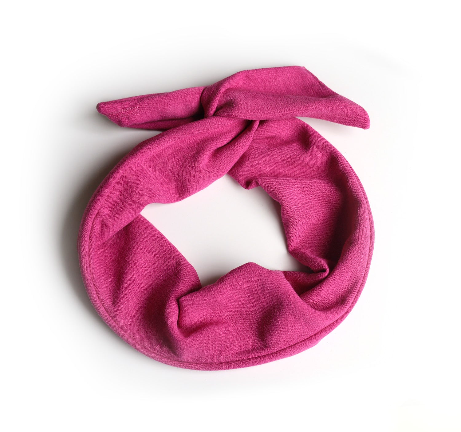 Bandeau large à torsader avec tige de métal intégrée