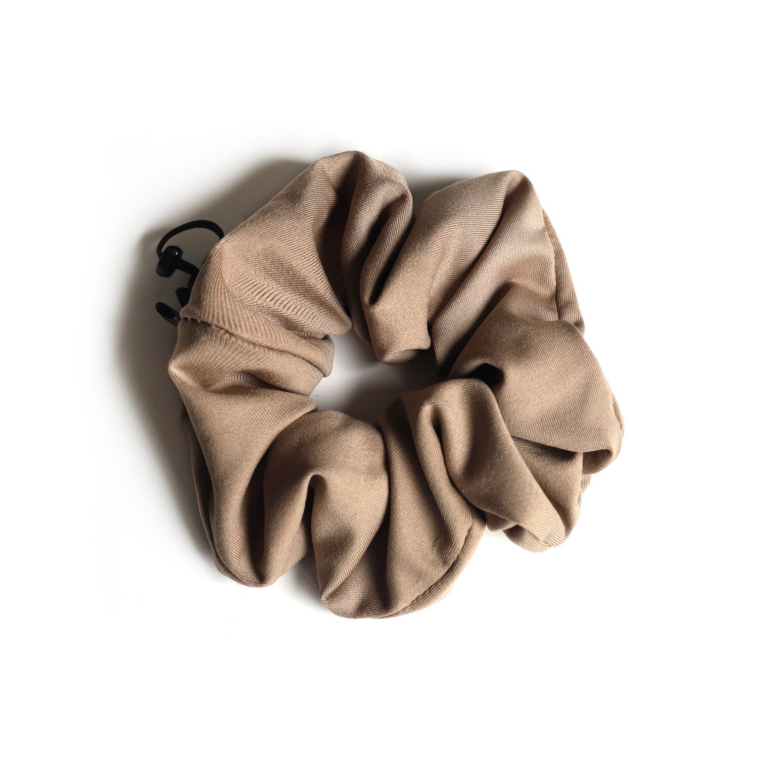 Sport scrunchie with strong hold