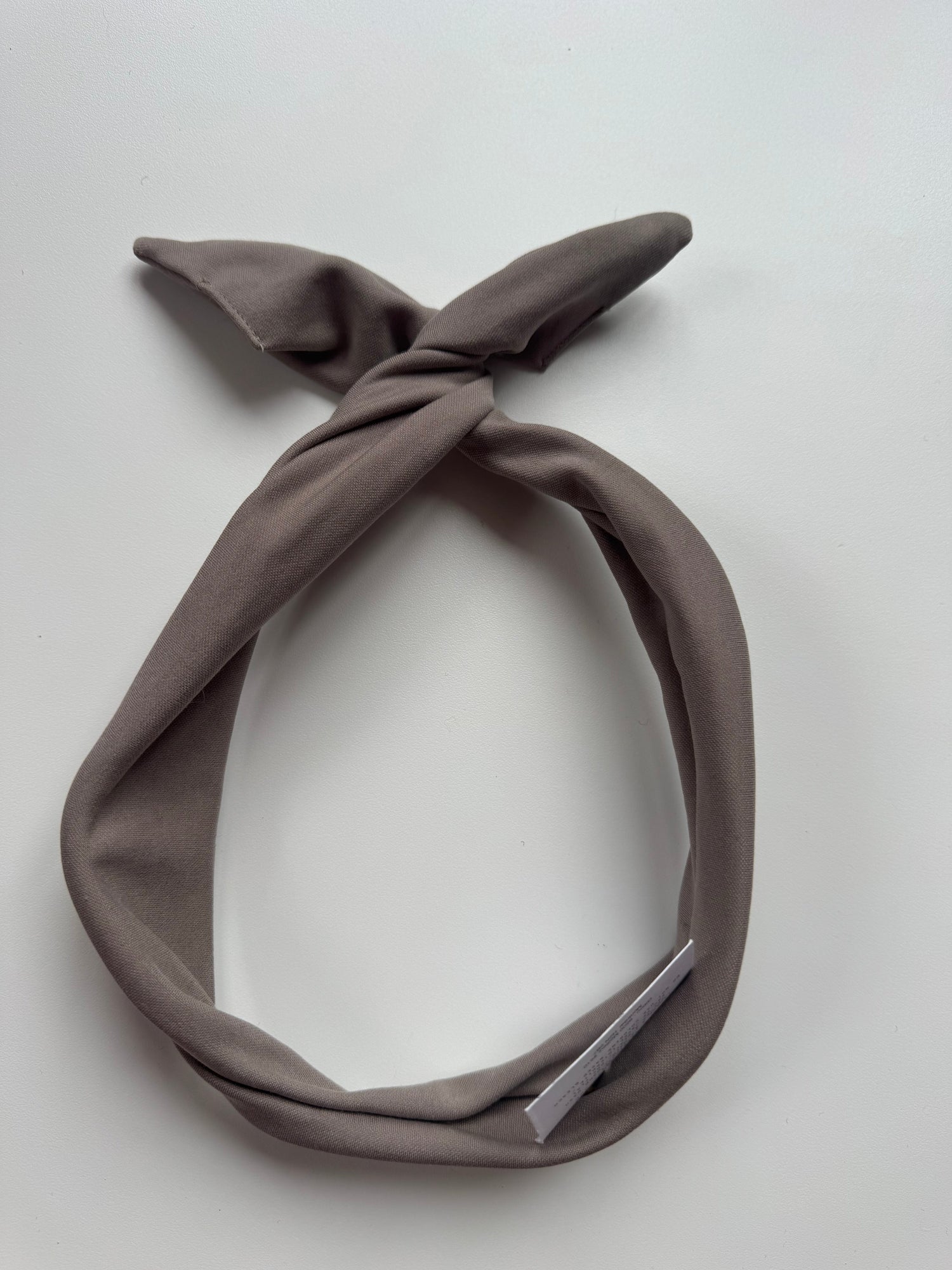 Imparfait - Bandeau à torsader taupe