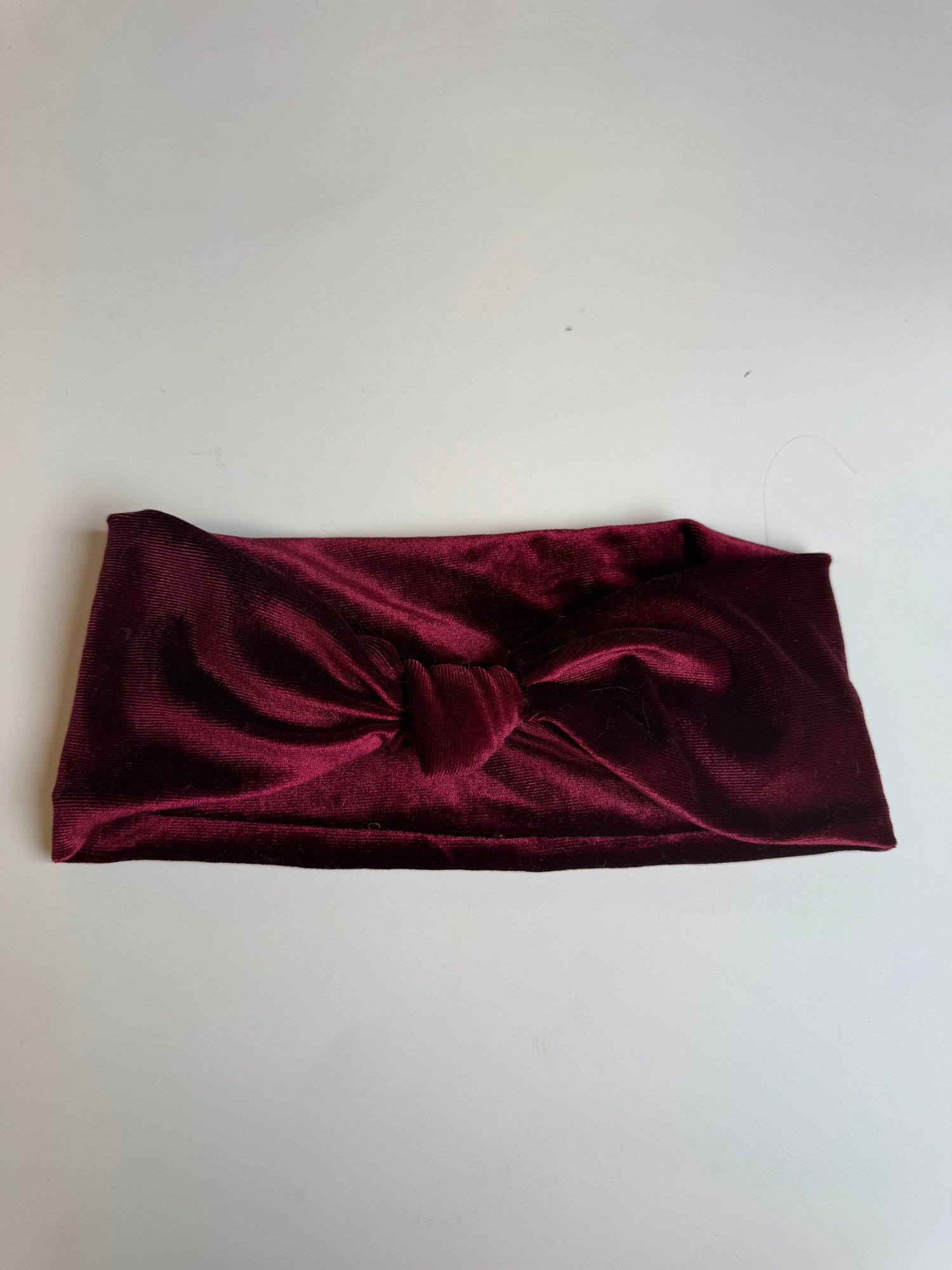 Échantillon - Bandeau noué rouge velours