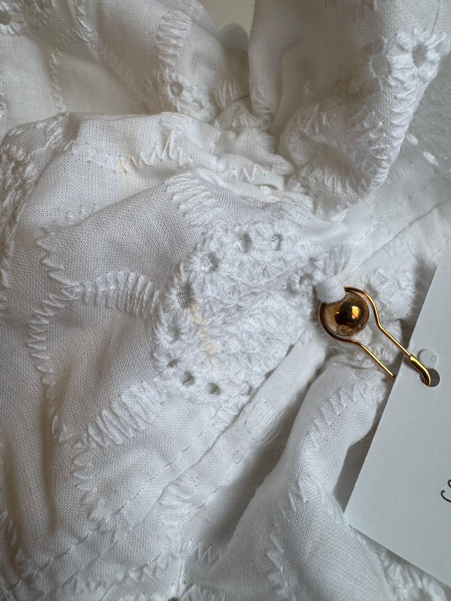 Échantillon - Chouchou flamenco blanc