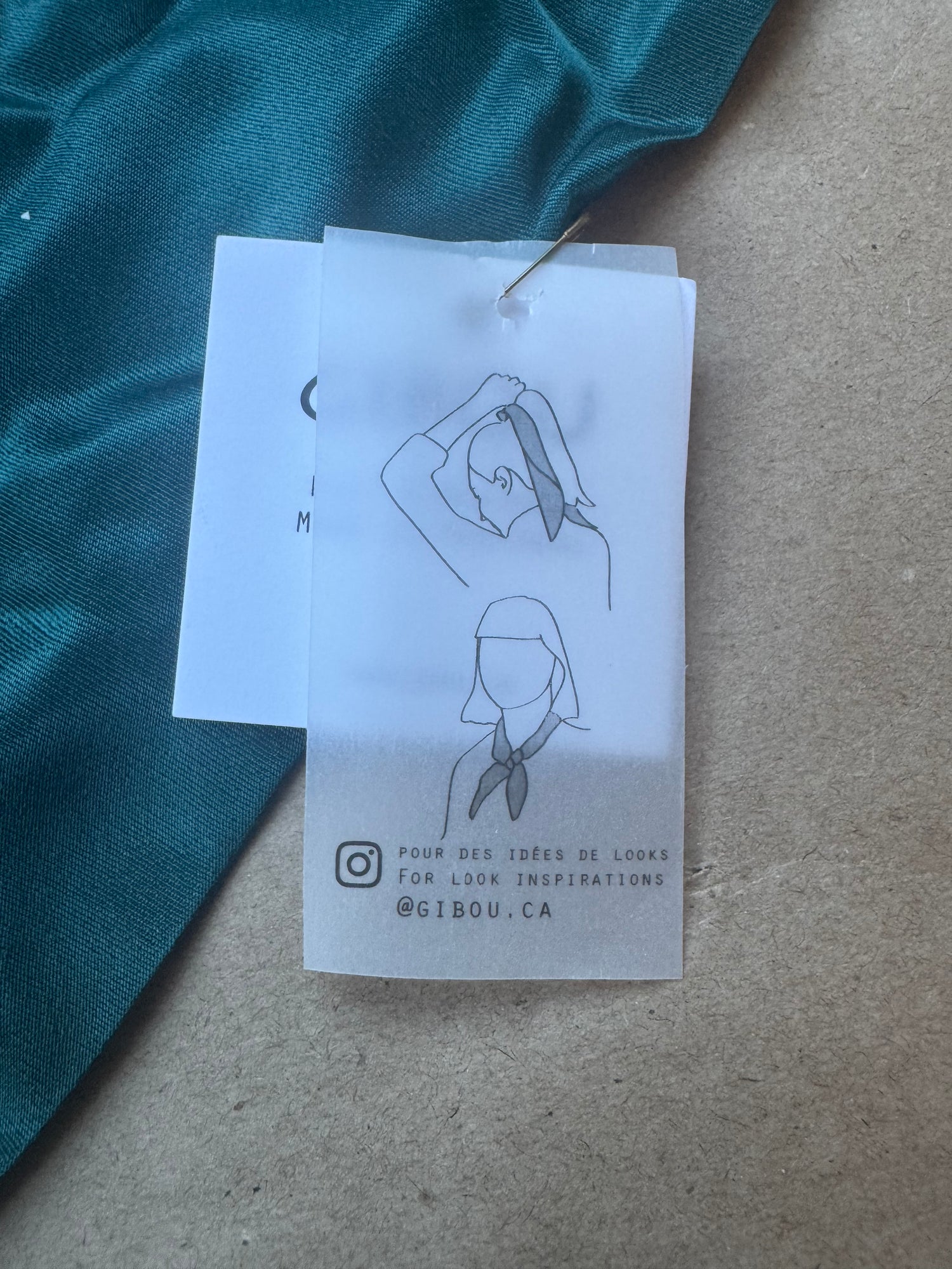 Sample - Emerald multifunctional scarf