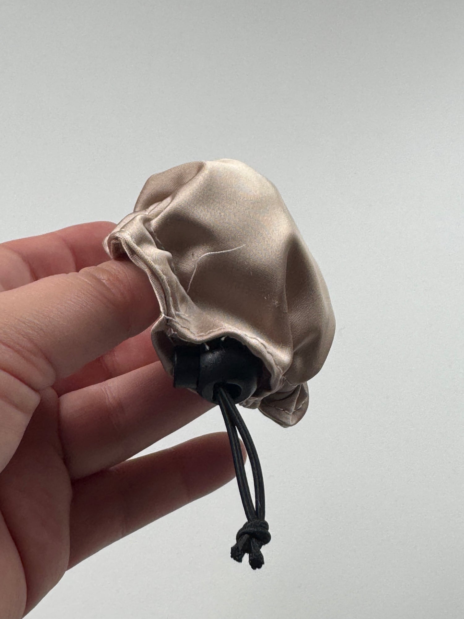 Échantillon - Cache chignon champagne