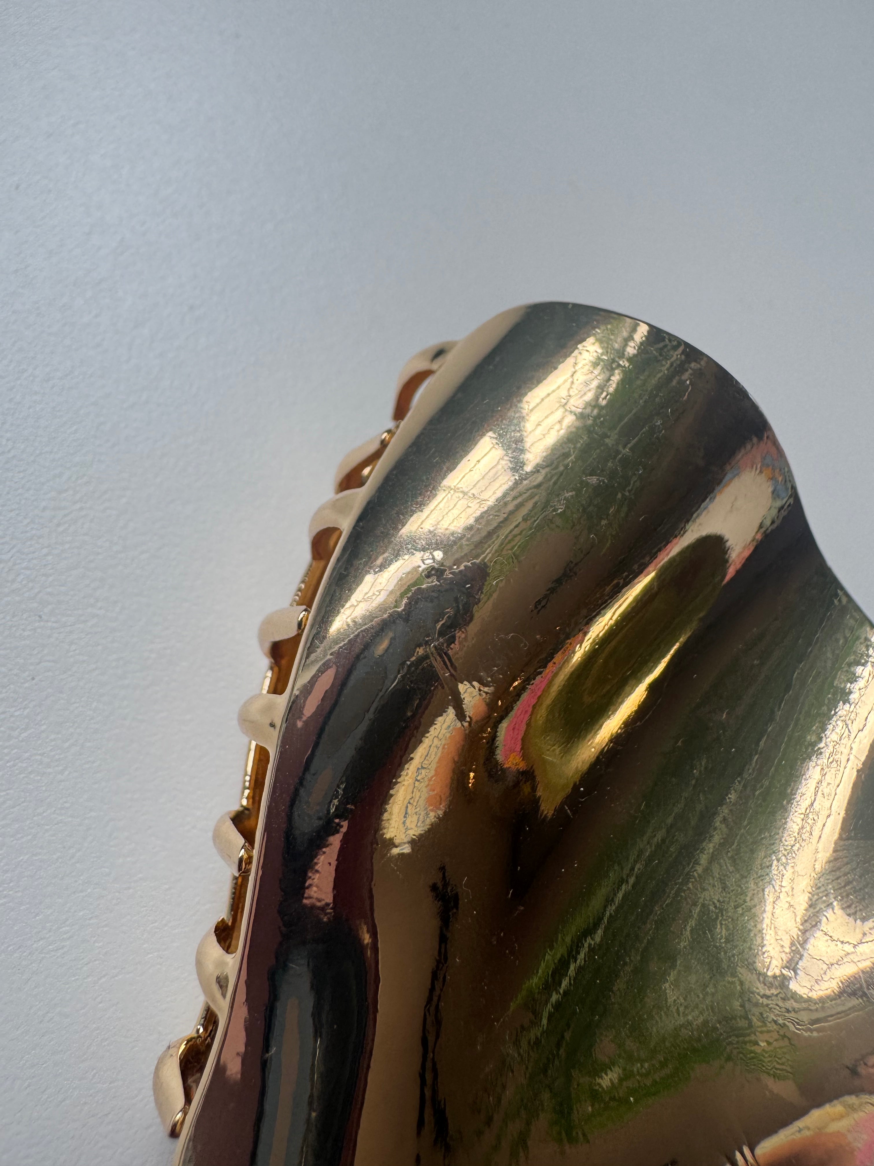 Imperfect - Ludi golden metal clip