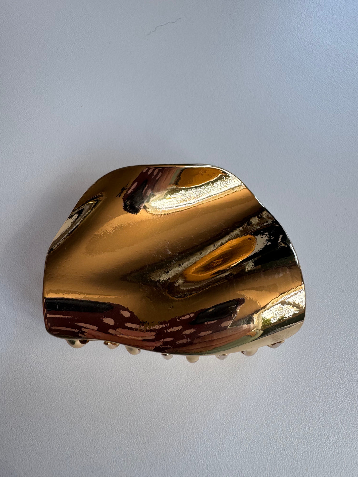 Imperfect - Ludi golden metal clip