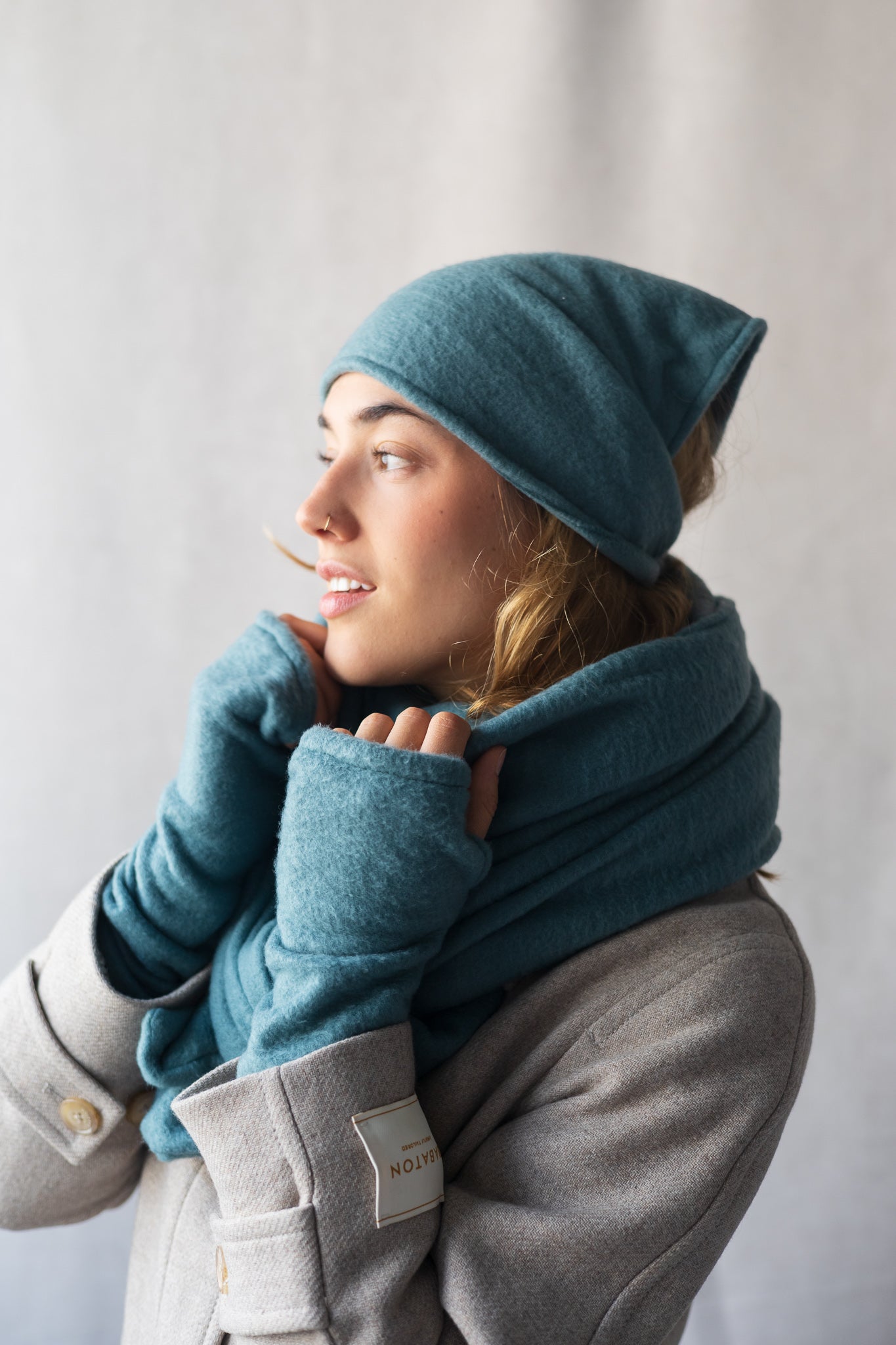 Échantillon - Bandana ultra doux gris sans logo